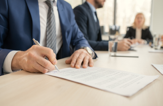 Rechtliches & Dokumentation